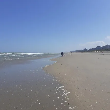 House Near The Sea בית אירוח